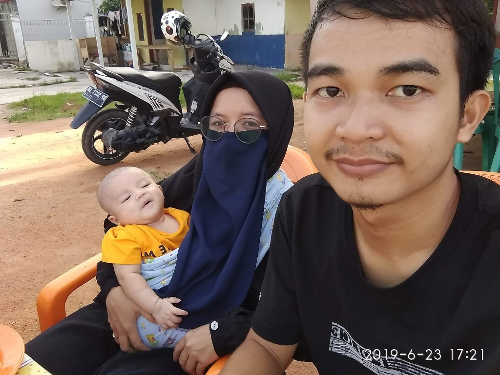 Liburan Tipis-Tipis dengan Anak Pertama
