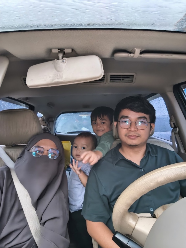 Perdana Punya Mobil Keluarga